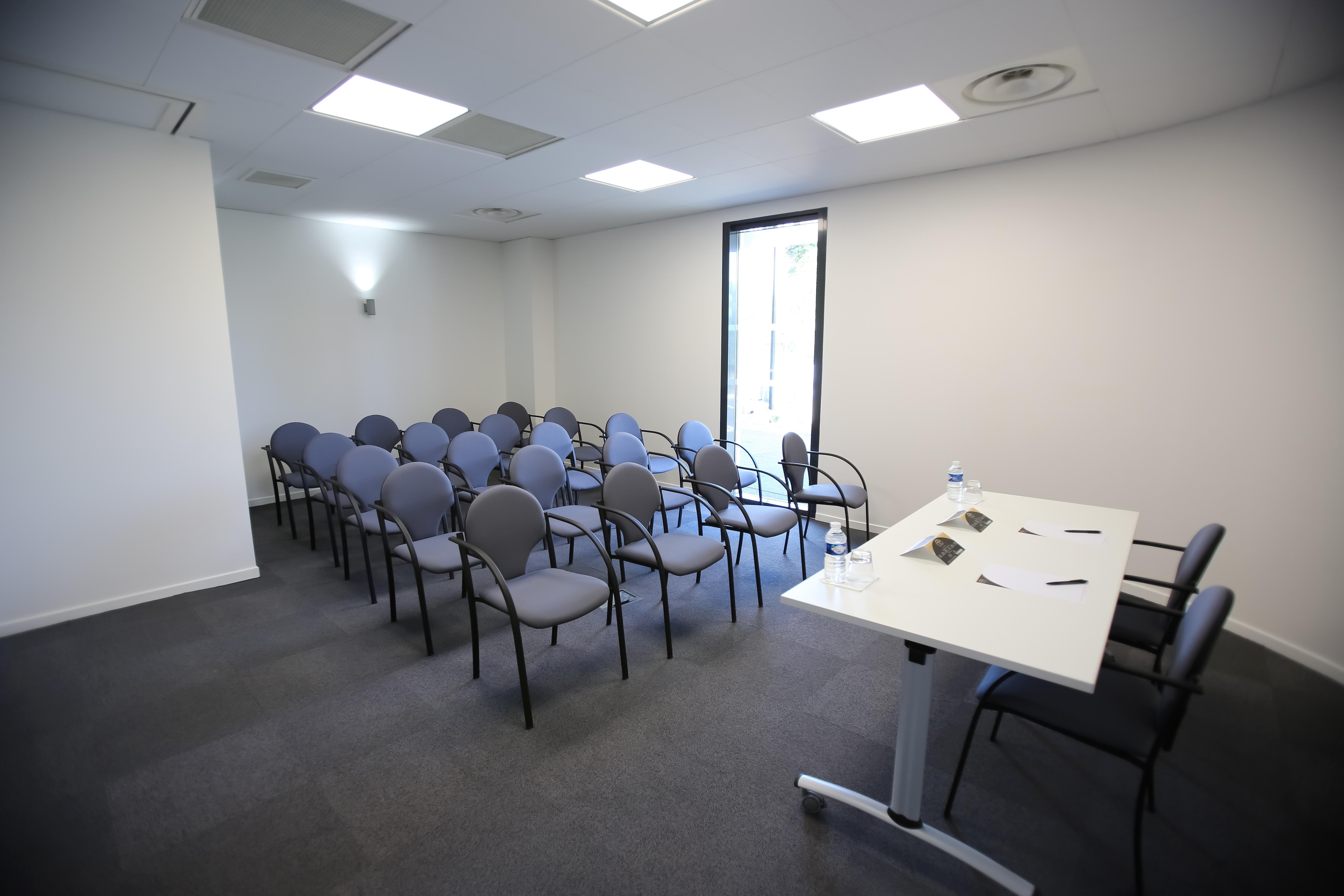 All Suites Appart Hotel Aeroport Paris Orly - Ренжи Екстериор снимка